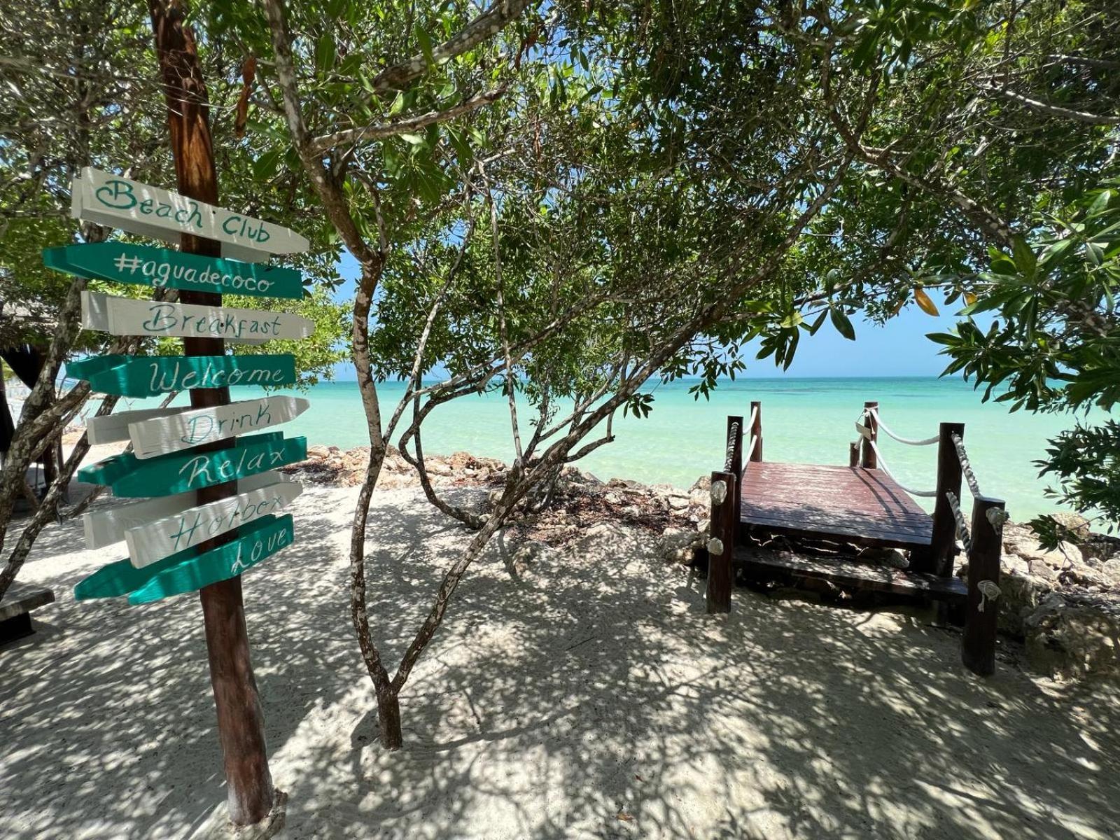 Casa Punta Coco & Beach Club (Adults Only) Остров Холбокс Экстерьер фото